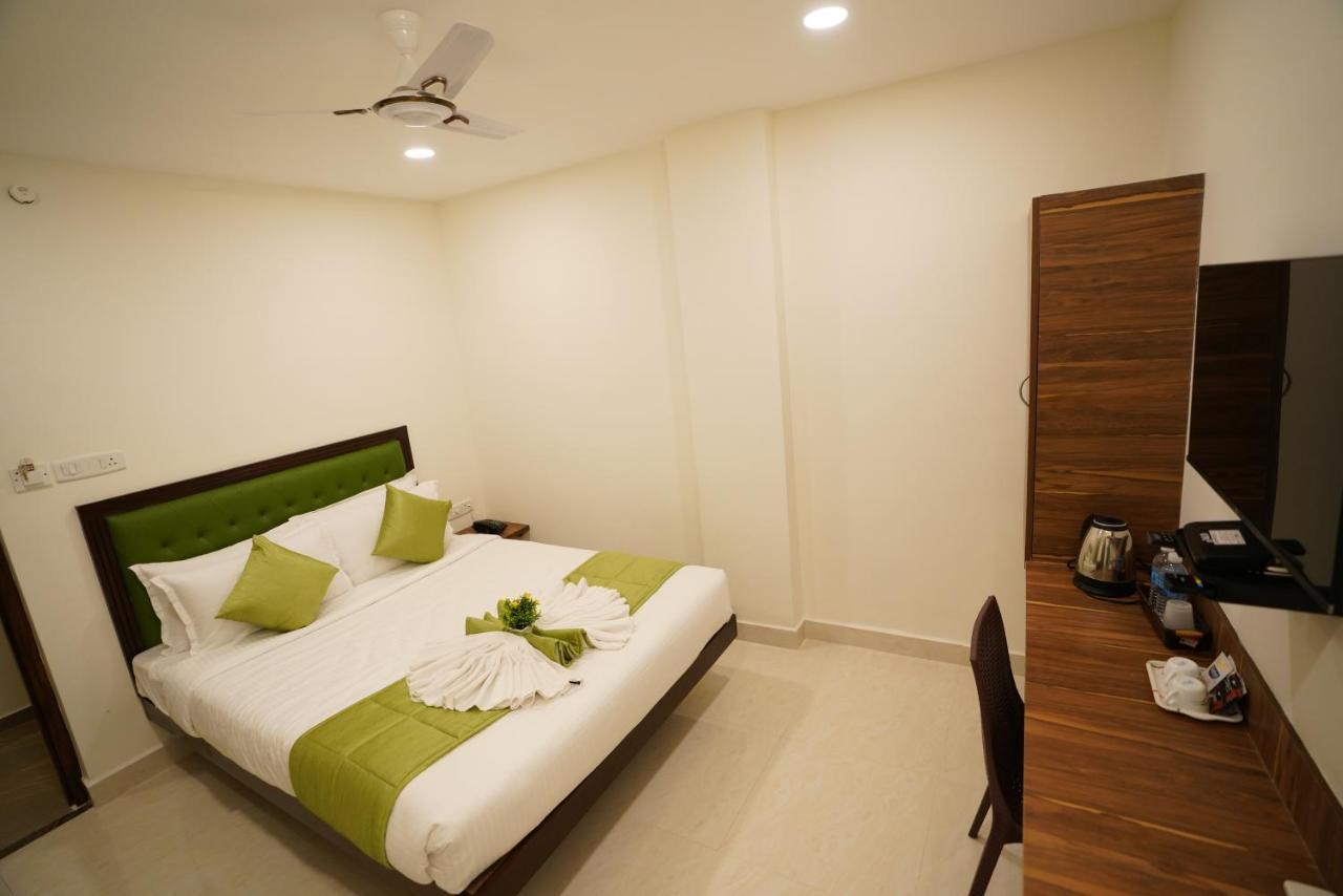 Saara Inn Pondicherry Exterior foto
