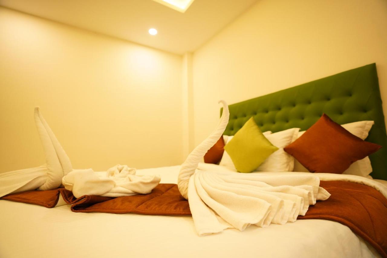 Saara Inn Pondicherry Exterior foto